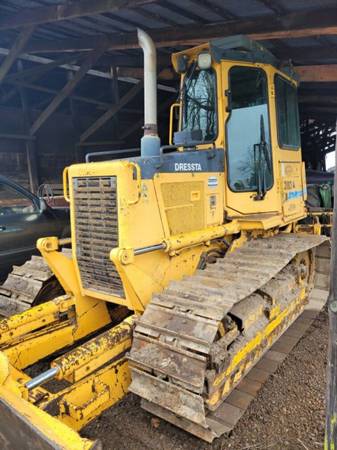 Dresser TD9 dozer